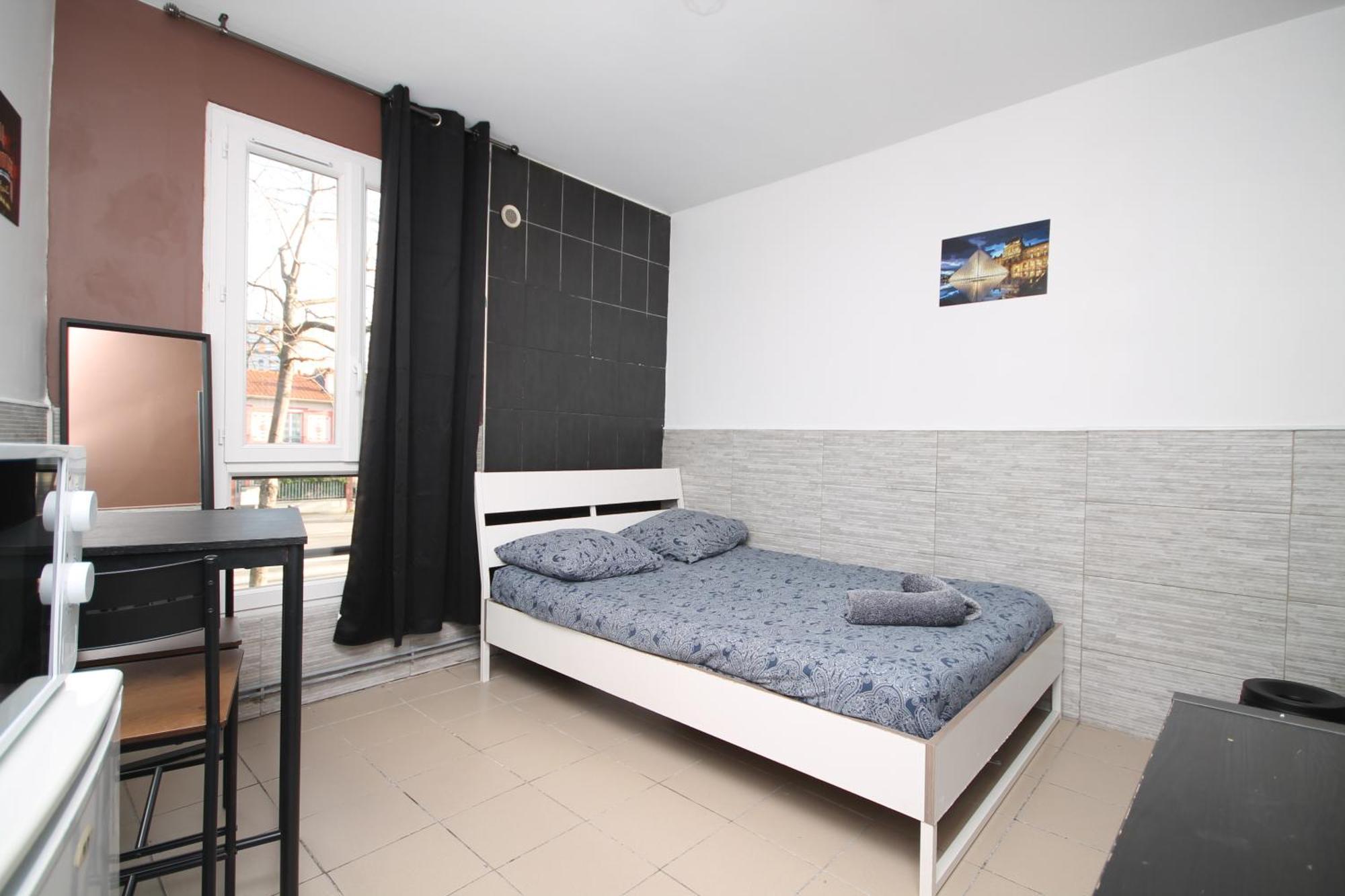 04 - Chambre Avec Lit Double Proche Paris Et Transports Wifi Сен-Дені Екстер'єр фото